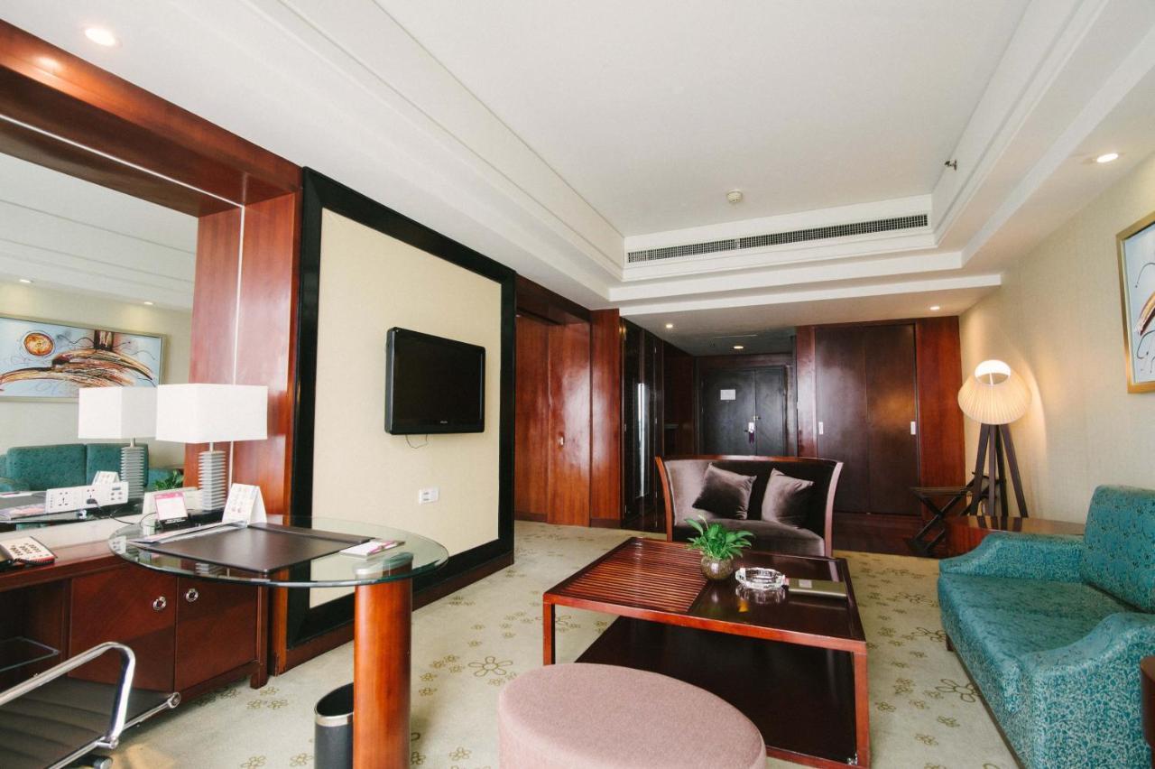 Haiwaihai Crown Hotel Maansan Kültér fotó